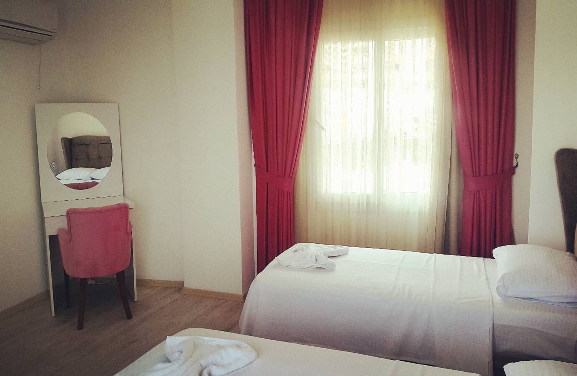 Tepe Beach Hotel Kizkalesi Exterior foto